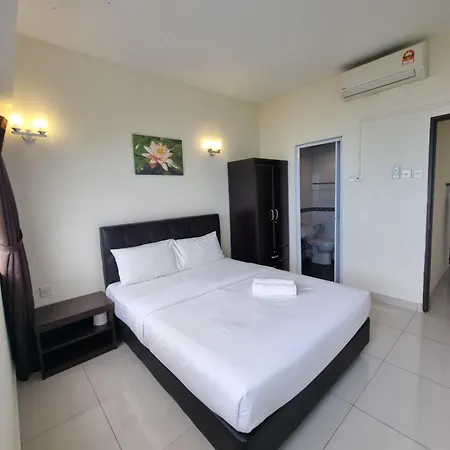 Aloka Seaview Apartment Batu Ferringhi Exterior photo