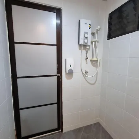 Aloka Seaview Apartment Batu Ferringhi Exterior photo