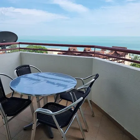 Aloka Seaview Apartment Batu Ferringhi Exterior photo