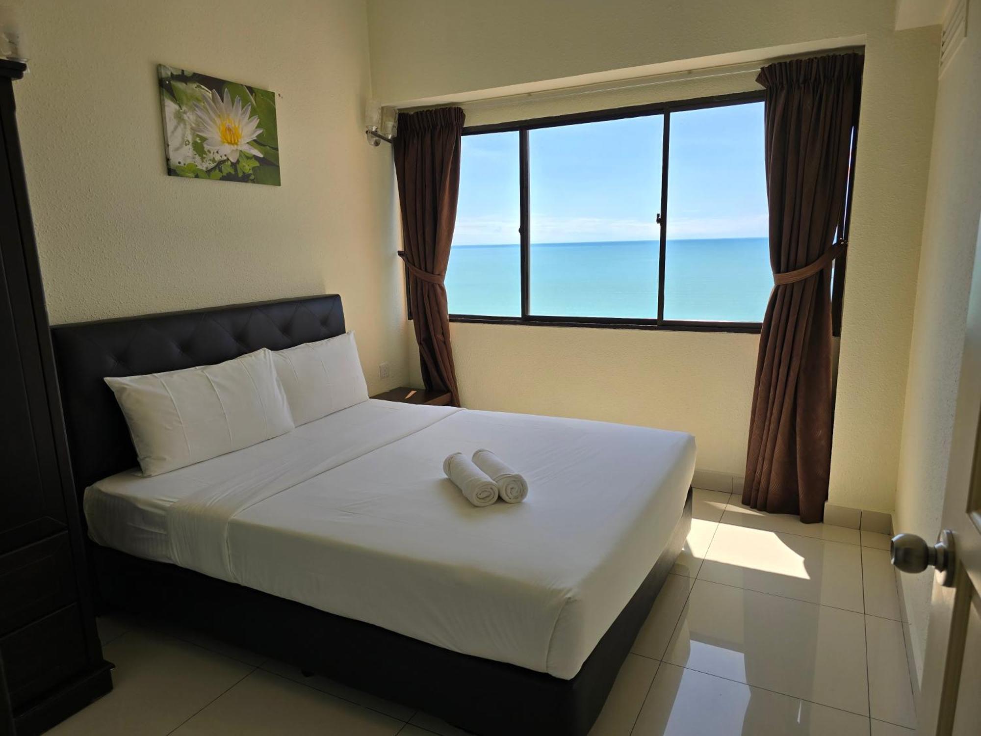Aloka Seaview Apartment *