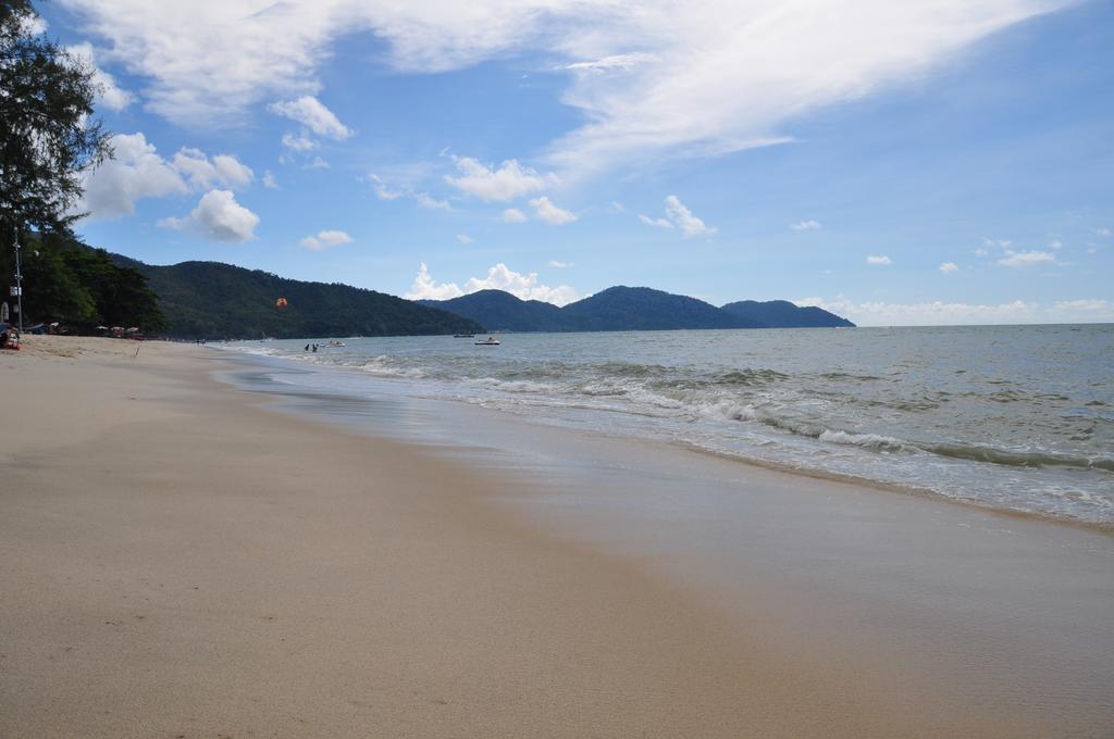 Aloka Seaview Apartment *